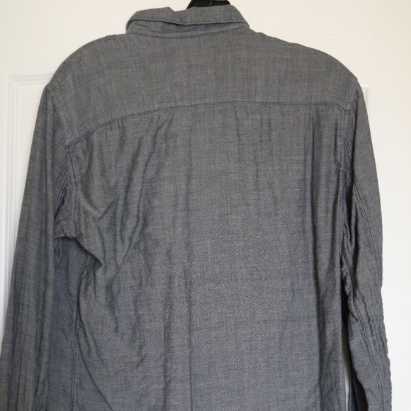 Theory 100% COTTON Grey with Plaid Button Up, Size XS - Picture 4 of 9